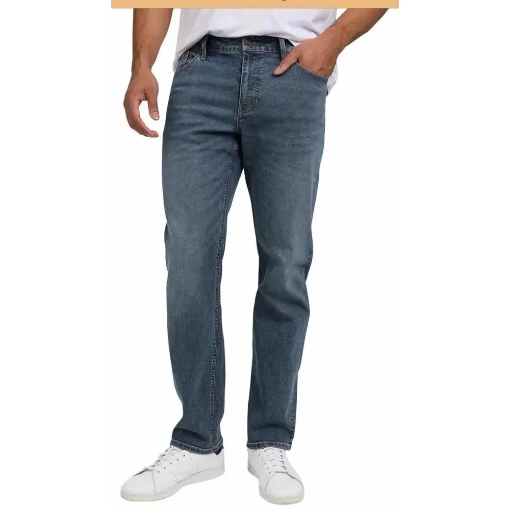 IZOD Saltwater Men's jeans Size 32 X29 NEW # J936